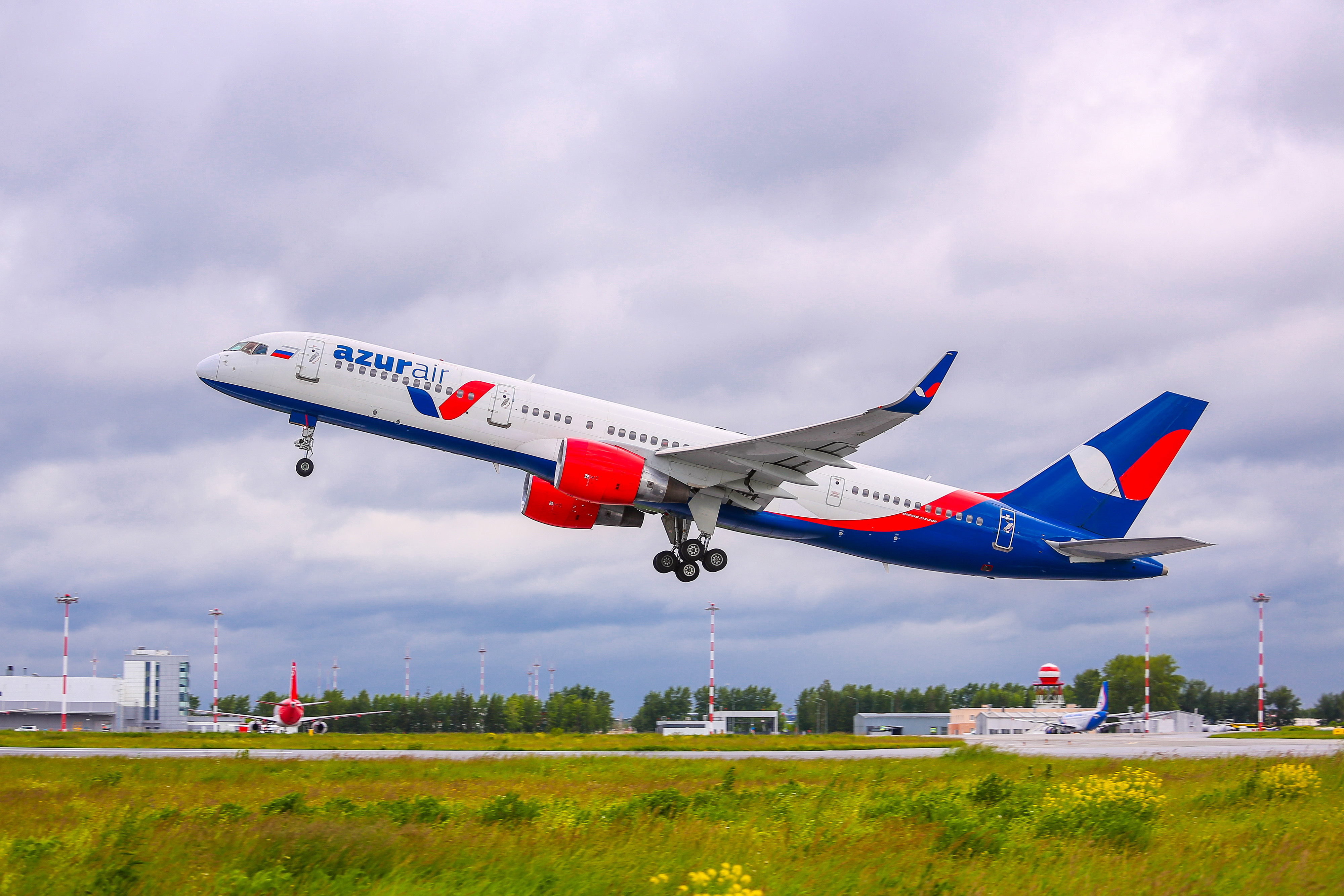 AZUR air, Новости, 25 сентября 2025, AZUR air запустила прямые рейсы в Анталью из Краснодара