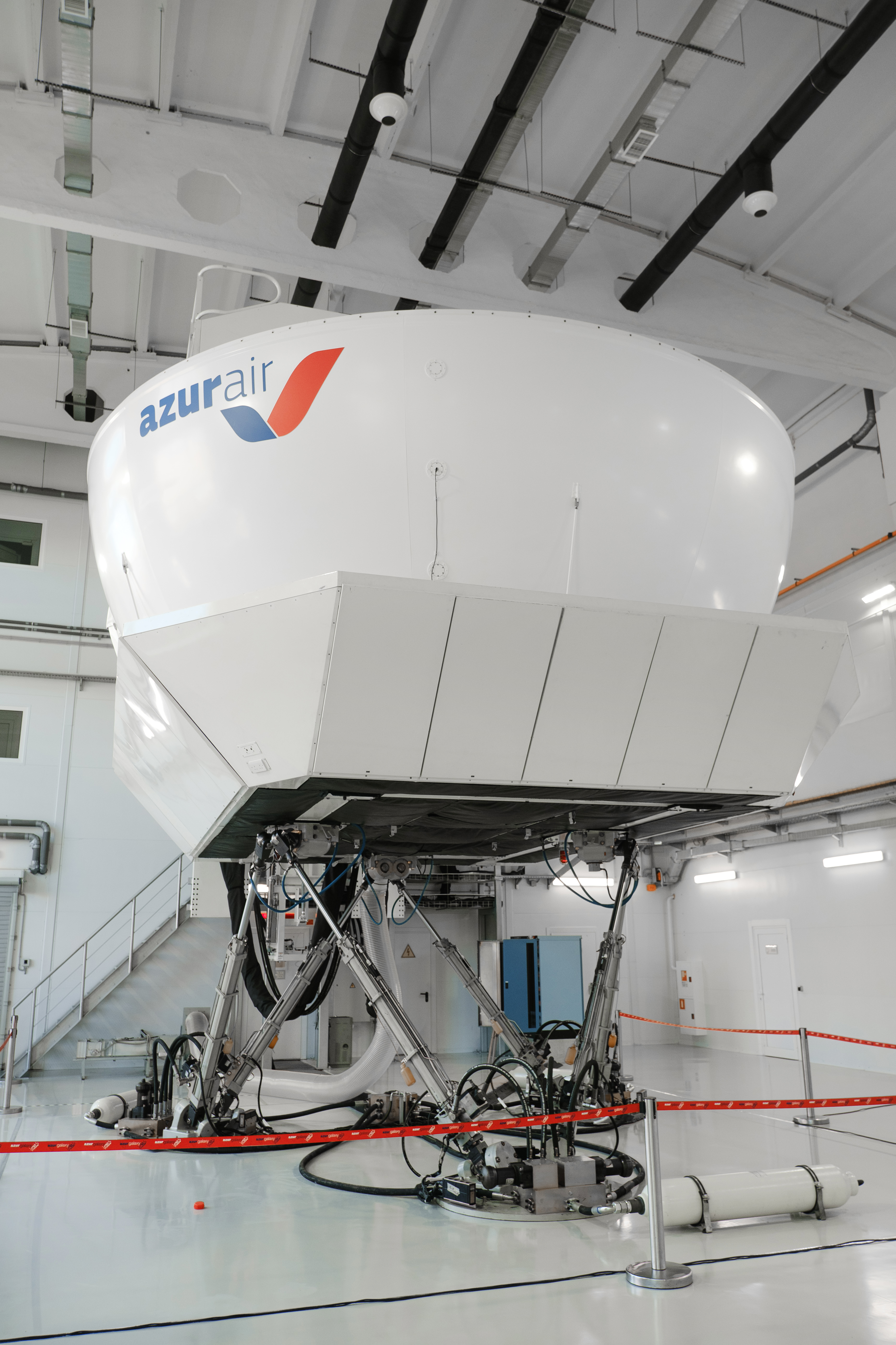 AZUR air, Новости, AZUR air обеспечила 13000 часов летной подготовки на полнопилотажном тренажере Boeing 757/767