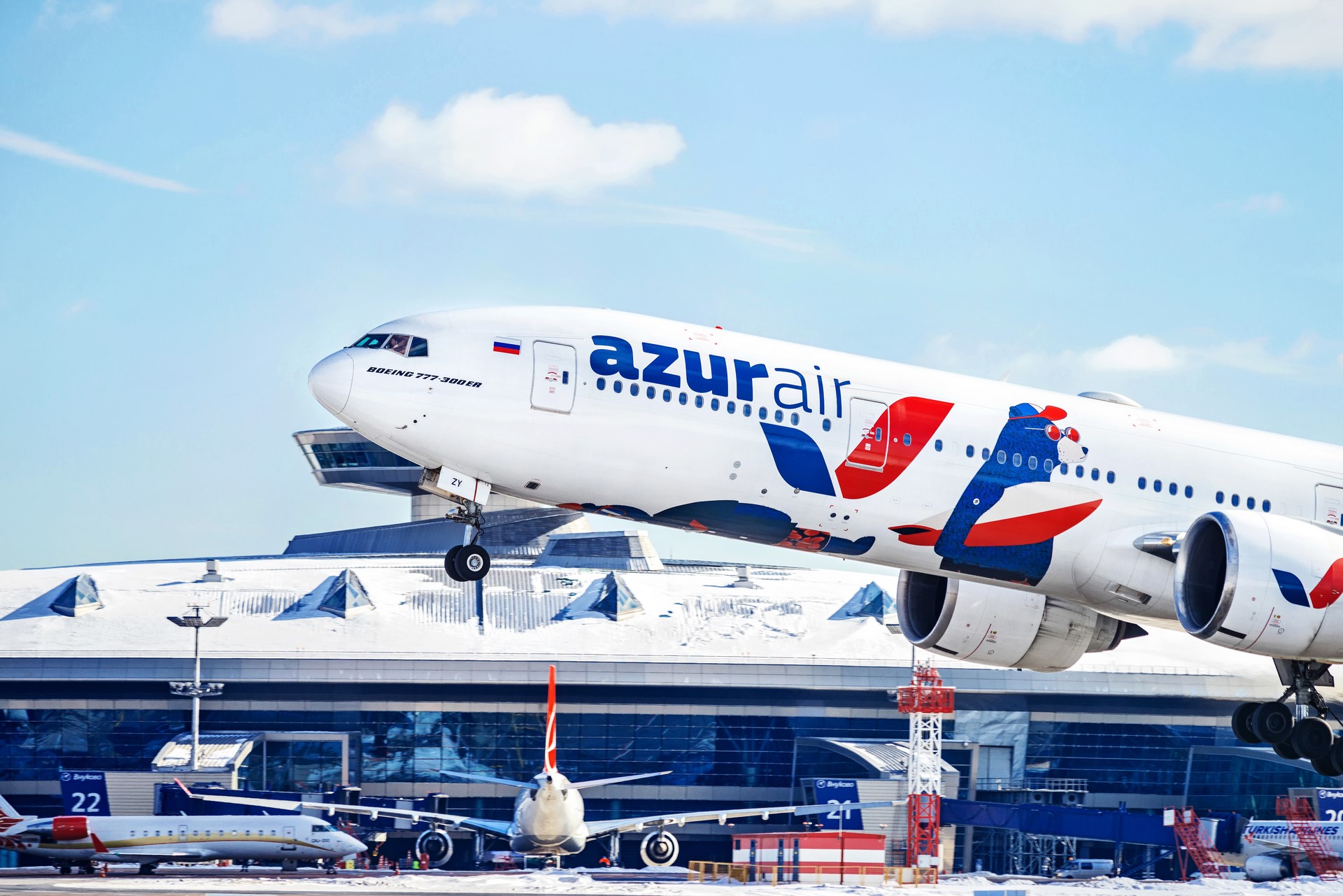 AZUR air, Новости, 16 января 2020, AZUR air увеличила перевозки в новогодние праздники, сохранив высокую регулярность полетов