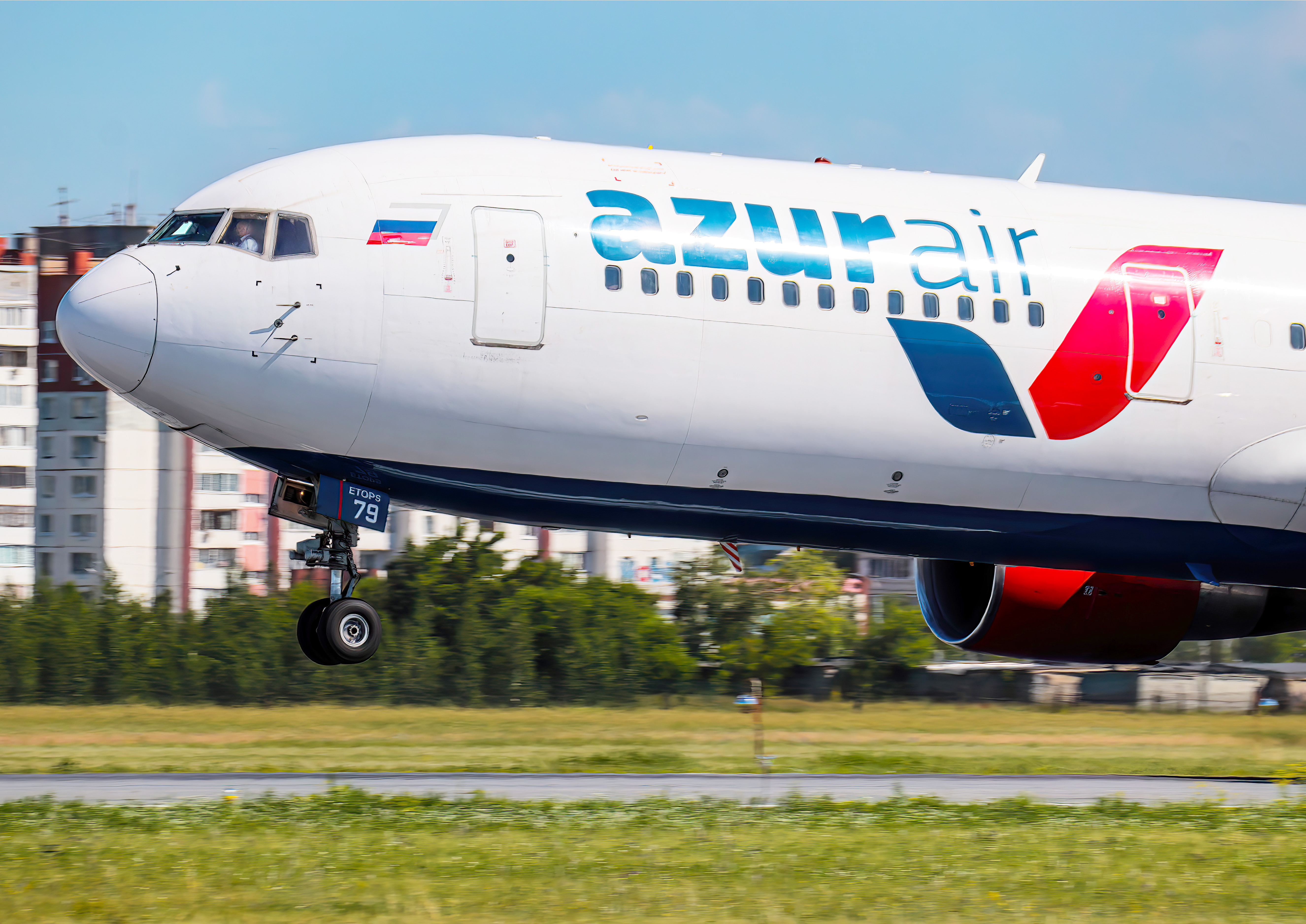 AZUR air, Новости, 05 июня 2025,  AZUR air приступил к реализации новых программ